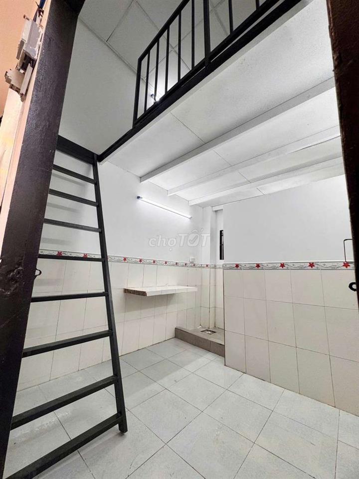 TRỌ GIÁ RẺ NHẬN XE ĐIỆN KẾ BÊN LÂM VĂN BỀN