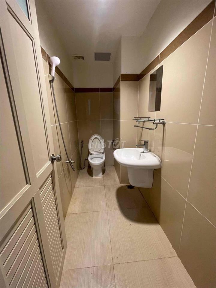 chỉ với 1,9 triệu view đẹp, vào là ở ngay