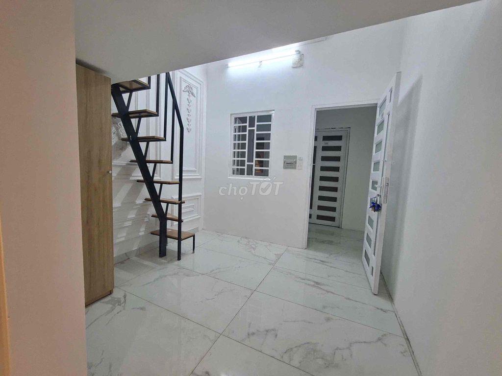 Phòng Full Nội Thất Gác Cao Gàn TDT RMIT UFM Lotte Nguyễn Hữu Thọ