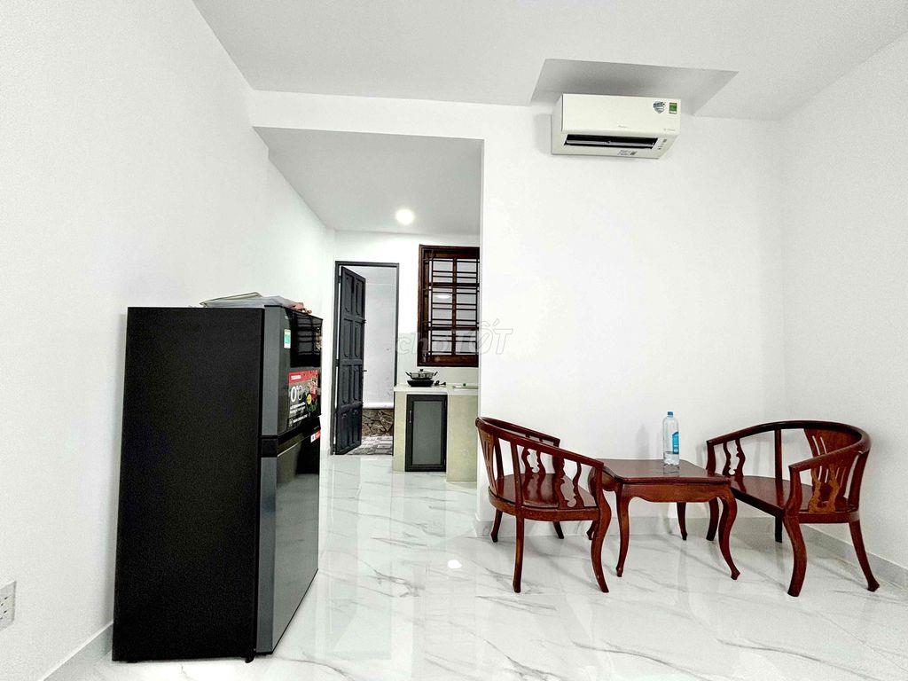 Chính Chủ Thuê Phòng Siêu Rộng Full NT có Sân - Kế Bên Lotte TDT Rmit