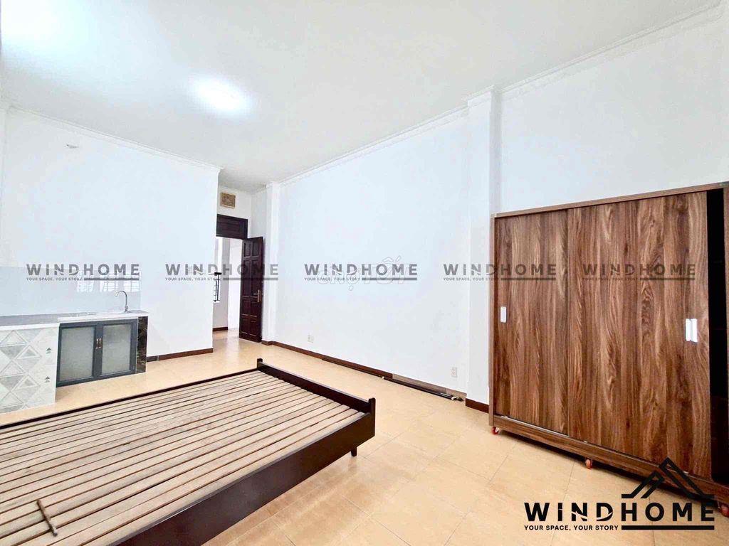 Phòng Cửa Sổ Trời 40m2 Trung Tâm Quận 7 Gần Lotte UFM TDT RMIT