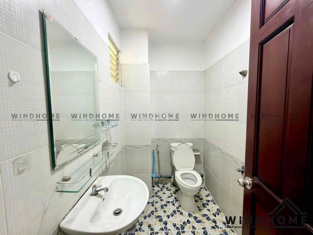 PHÒNG BAN CÔNG FULL NỘI THẤT KẾ BÊN UFM VÀ TDT RMIT TIỆN QUA UEH