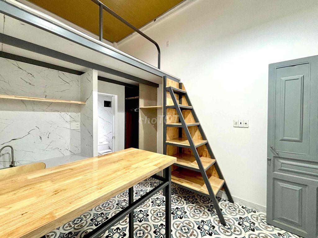 Phòng Duplex Full Nội Thất Kế Bên Tôn Đức Thắng ĐH Mở OU và TNMT RMIT