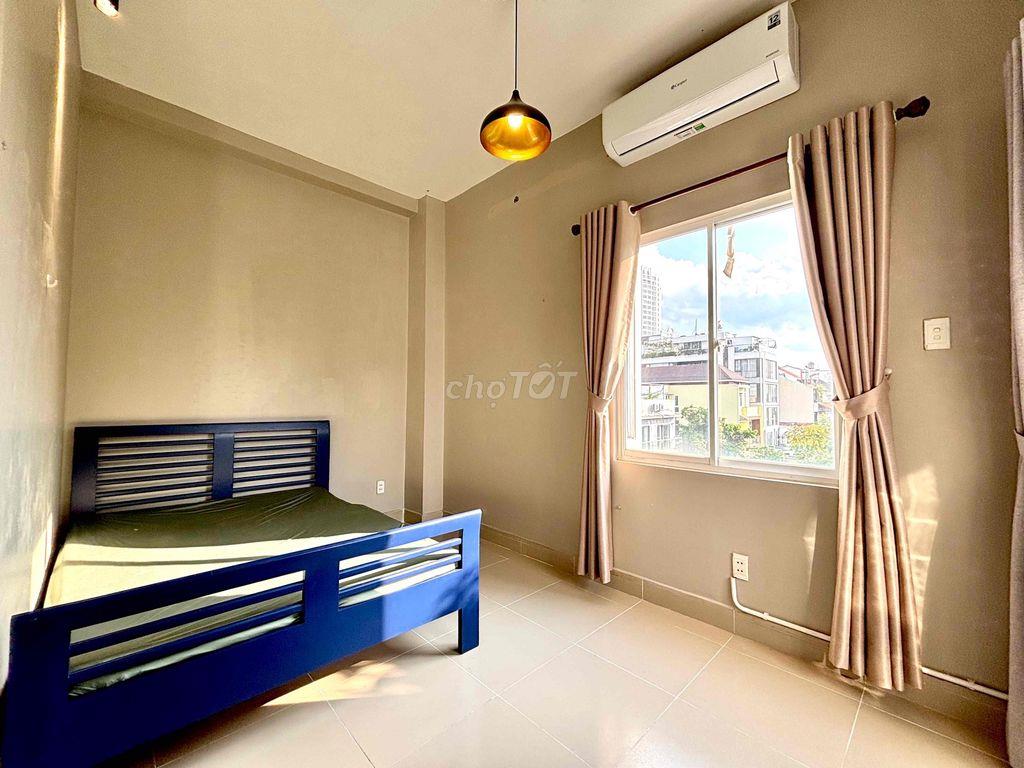 PHÒNG FULL NT 4CỬA SỔ BAN CÔNG GẦN ĐH TDT OU RMIT TNMT GẦN PHÚ MỸ HƯNG