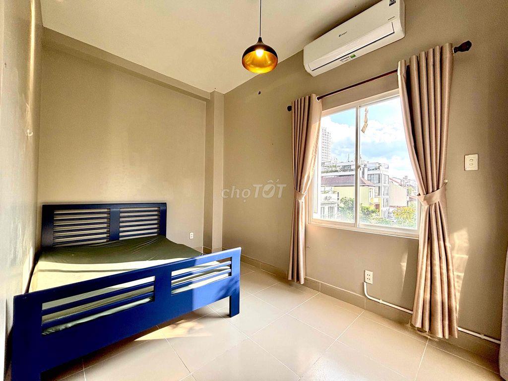 PHÒNG FULL NT 4CỬA SỔ BAN CÔNG GẦN ĐH TDT OU RMIT TNMT GẦN PHÚ MỸ HƯNG