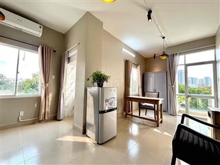 PHÒNG FULL NT 4CỬA SỔ BAN CÔNG GẦN ĐH TDT OU RMIT TNMT GẦN PHÚ MỸ HƯNG