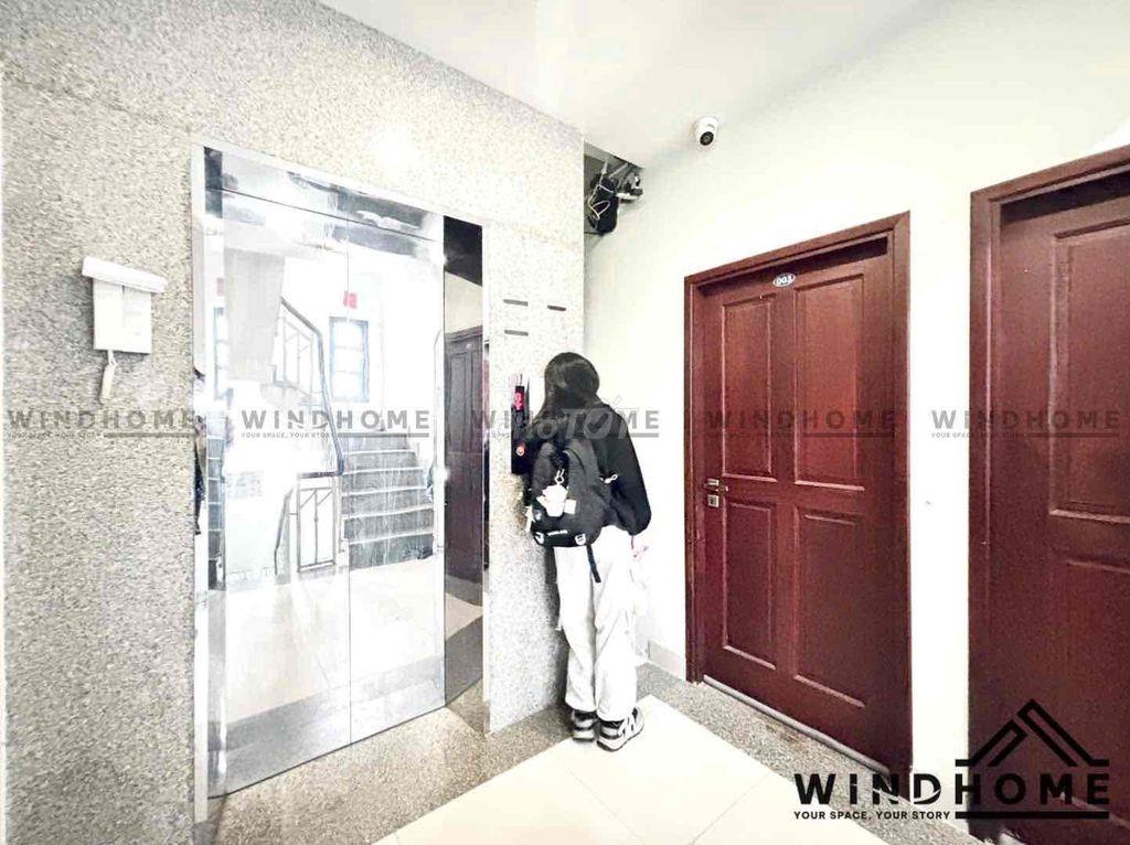 Phòng Full Nội Thất Cửa Sổ Trời Gần TDT OU TNMT RMIT Gần Lotte