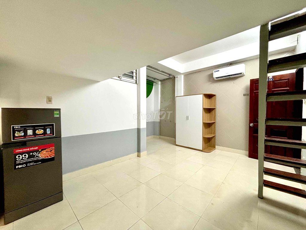Phòng Full NT TRỆT Siêu Rộng 40m2 Máy Giặt Riêng - Gần UFM KCX Quận 4
