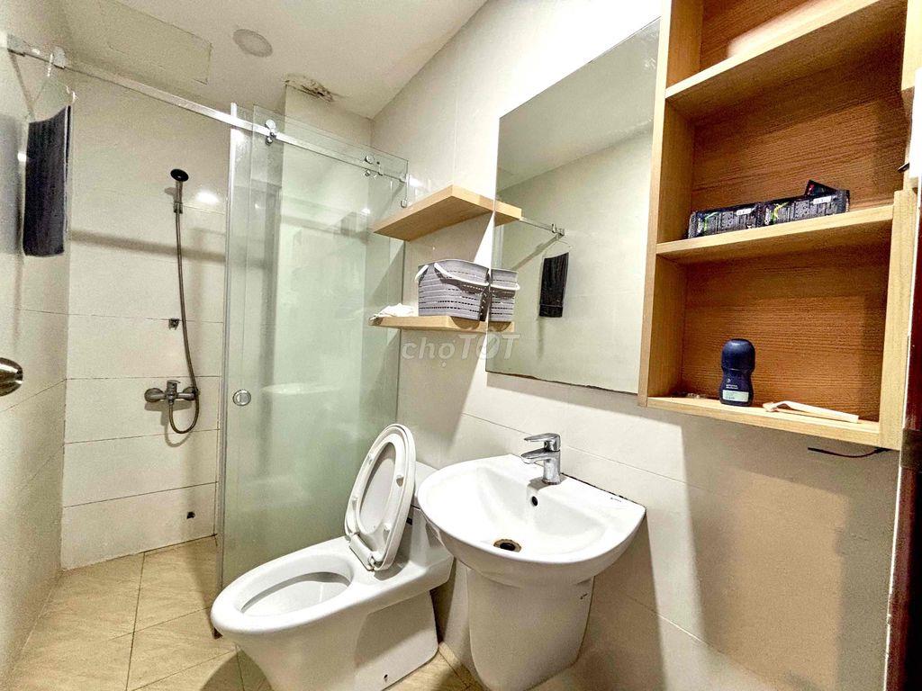 PHÒNG CỦA SỔ TO SÂN SIÊU THOÁNG - KẾ BÊN LOTTE TÂN PHONG TDT RIMT PMH