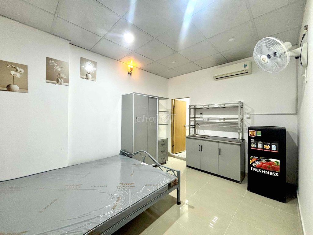 PHÒNG MỚI FULL NỘI THẤT NGAY CHỢ TÂN MỸ GẦN TDT LOTTE UFM PMH QUẬN 4