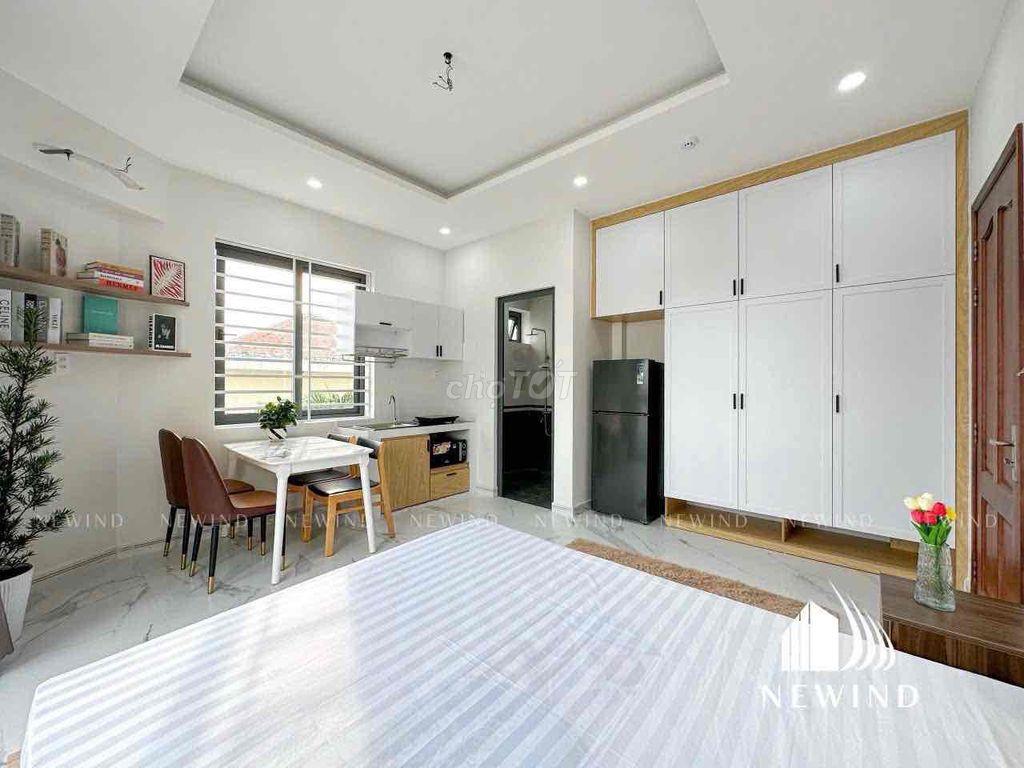 Căn hộ 30m2 ban công view cực rộng, thoáng.