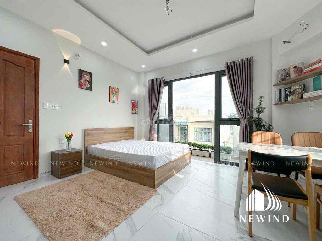 Căn hộ 30m2 ban công view cực rộng, thoáng.