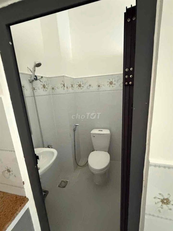 Cho thuê phòng trọ mới xây Đào Tông Nguyên - Kho C