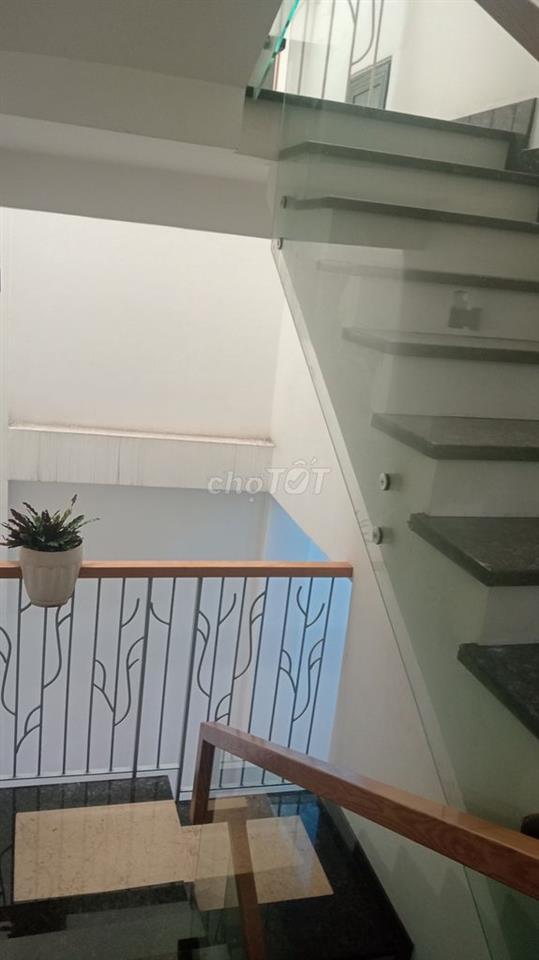 Cho thuê Nguyên Căn nhà Hẻm 162 xe Hơi Phan Đăng Lưu 