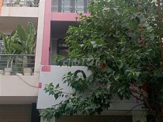 Cho thuê nguyên căn 90 Hoa Lan, Phú Nhuận