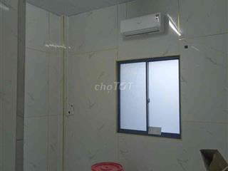Cần bán 01 căn phòng tập thể. Sổ hồng riêng.