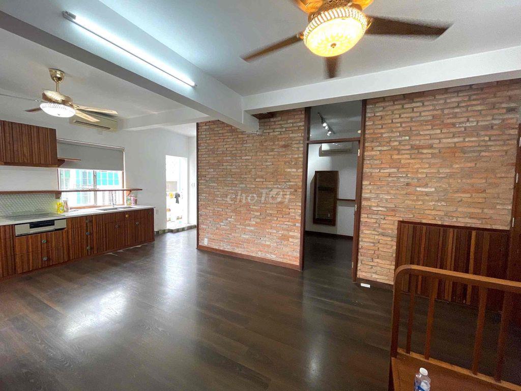 Chính chủ bán chung cư Nhiêu Tứ, P.7, Q.PN