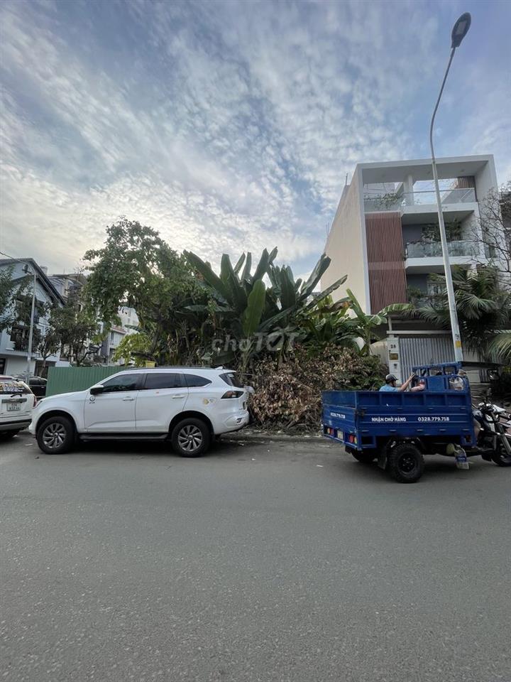 Chính chủ cho thuê lô đất mặt tiền đường số 3 kdc Nam Long, Q.7