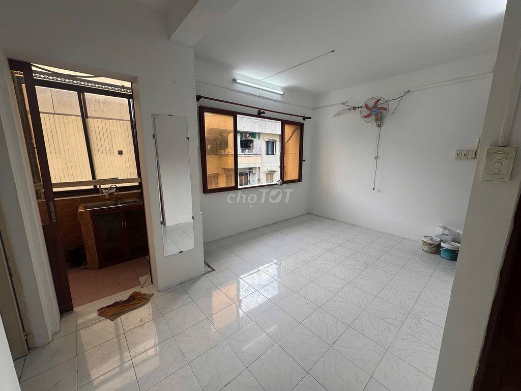 Bán căn hộ chung cư Phan Xích Long, P.Cầu Kiệu, TPHCM