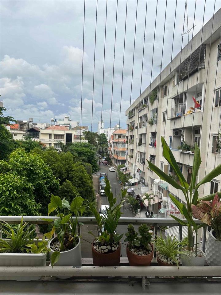 Bán căn hộ chung cư 43 Hồ Văn Huê đầy đủ nội thất
