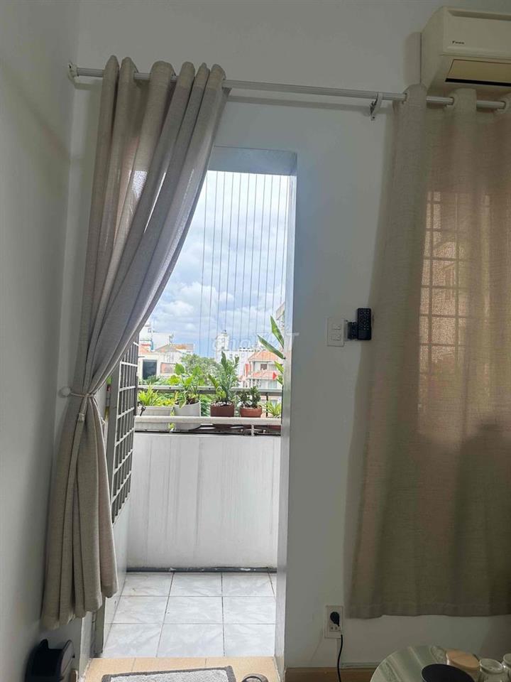 Bán căn hộ chung cư 43 Hồ Văn Huê đầy đủ nội thất