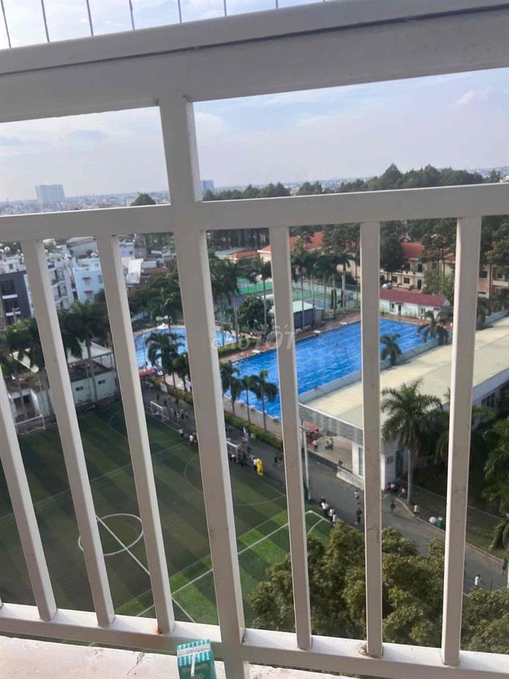 cho thuê Toky tower nội thât cơ bản máy lạnh 2pn ở liền