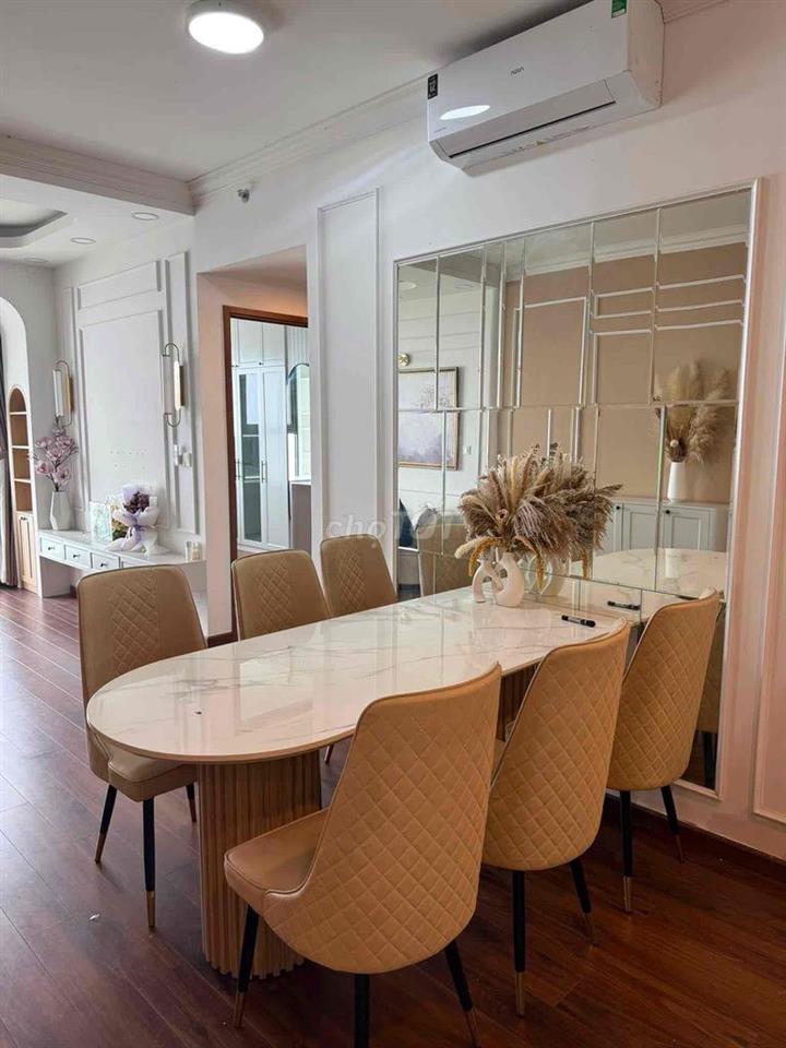 🏡 CHO THUÊ THE BOTANICA – CĂN 2PN ĐẸP  📍 The Botanica 📐 Diện tích: 58m