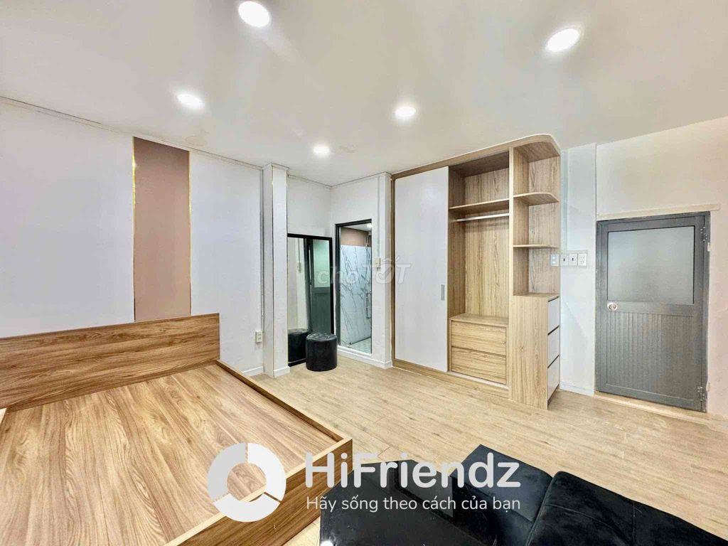 STUDIO BANCOL TÁCH BẾP SIUU ĐẸP NGAY NGUYỄN VĂN TRỔI