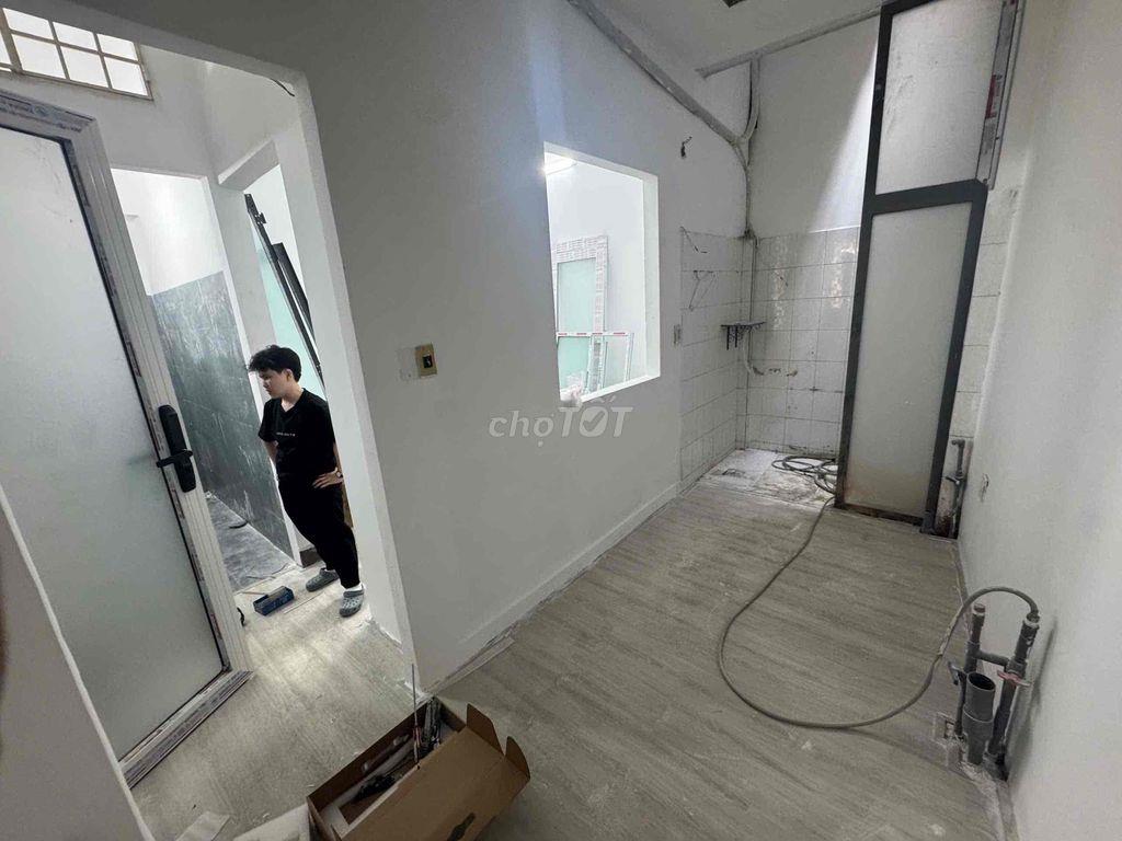 1 PHÒNG NGỦ TÁCH BẾP MỚI 100% NGAY PHAN XÍCH LONG