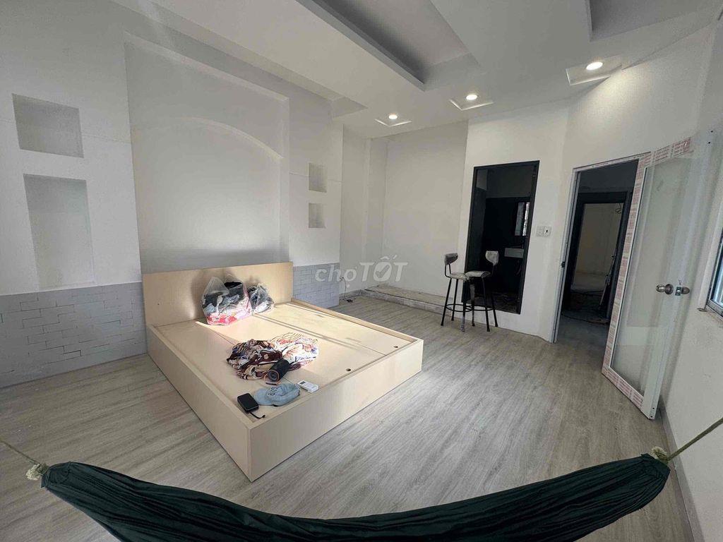 1 PHÒNG NGỦ BANCOL TÁCH BẾP MỚI 100% NGAY PHAN XÍCH LONG