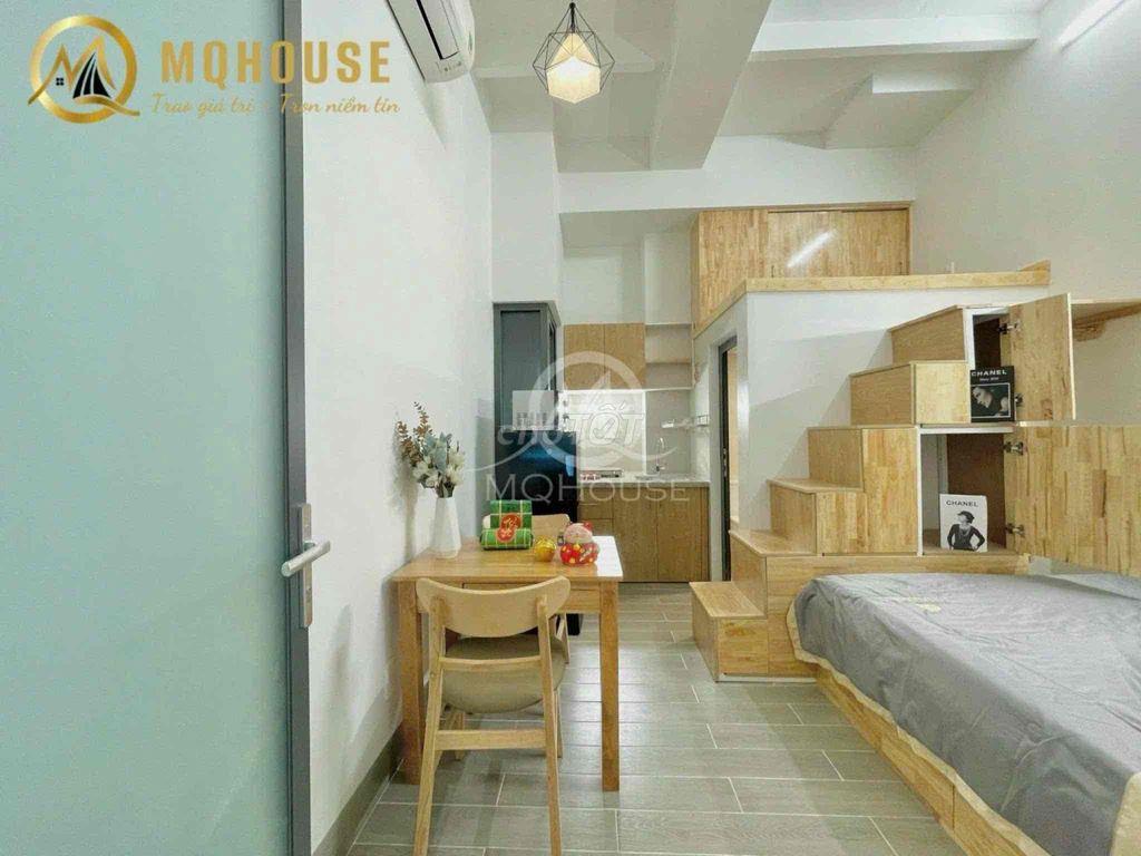 DUPLEX CỬA SỔ TRỜI - IUH, VAA, UFM, VHU - THANG MÁY - HOÀNG VĂN THỤ