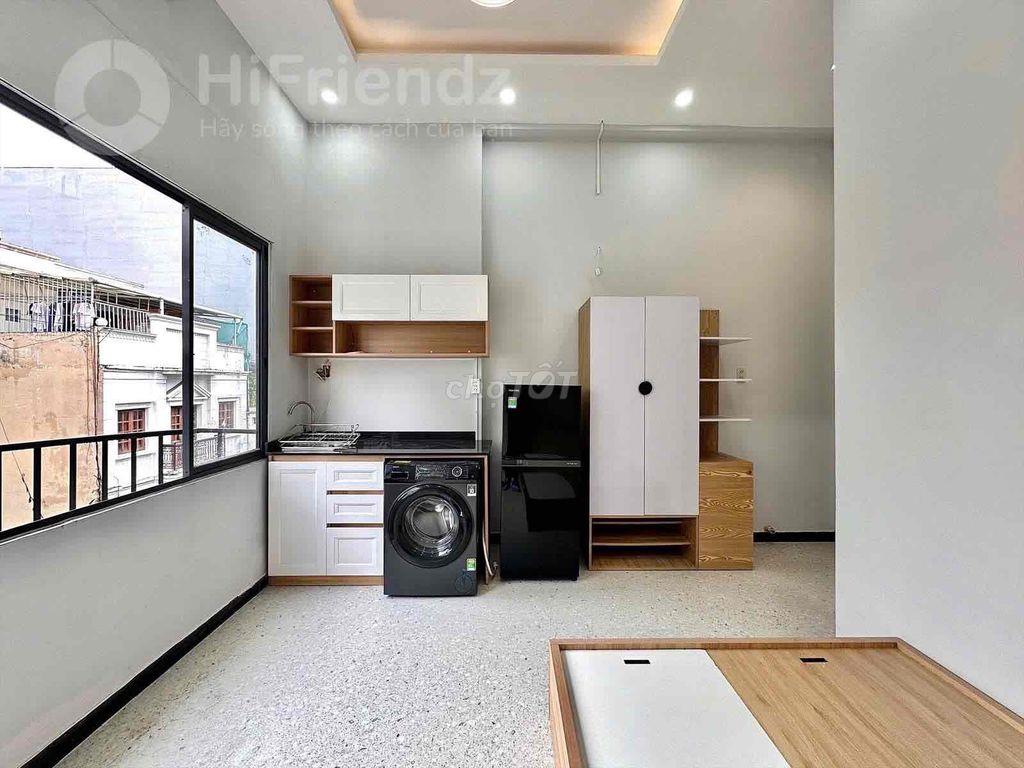 STUDIO CỬA SỔ TRỜI - NHÀ GA T3 - HIU, GDU, VAA, HCMUNRE, VGU