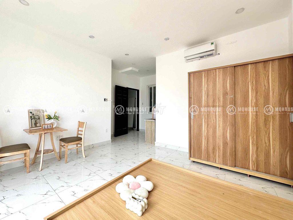 CĂN HỘ DỊCH VỤ BAN CÔNG KHU SÂN BAY - SIÊU RỘNG