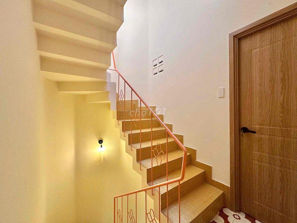 CĂN HỘ DỊCH VỤ NGAY CÔNG VIÊN HOÀNG VĂN THỤ -  FULL NỘI THẤT