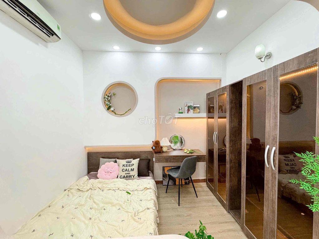 CHDV FULL NT NGAY BỜ KÈ HOÀNG SA TRƯỜNG SA