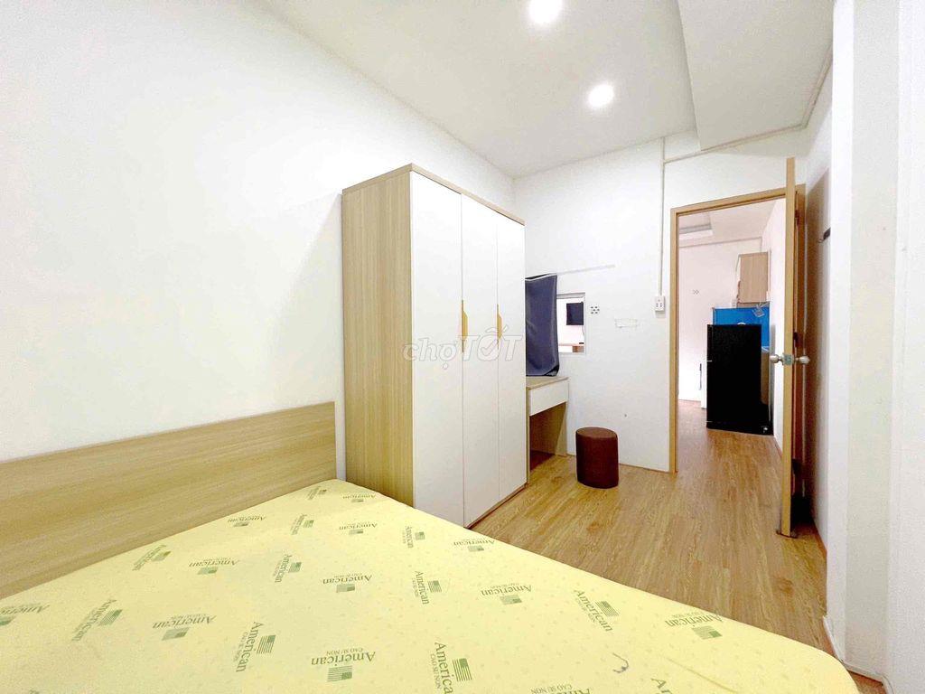 Căn Hộ 2PN- 1PK 70m2  Full Nt - Gần Ga T3 , P12 Tân Bình