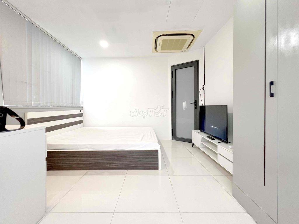 CĂN HỘ 1PN , 1PK 40m2  - FULL NT , VIEW CHILL , GẦN SÂN BAY
