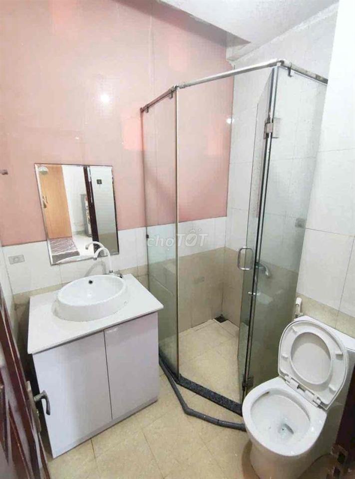 Căn Hộ 27m2 Full Nội Thất - Gần CV Hoàng Văn Thụ, Tân Bình