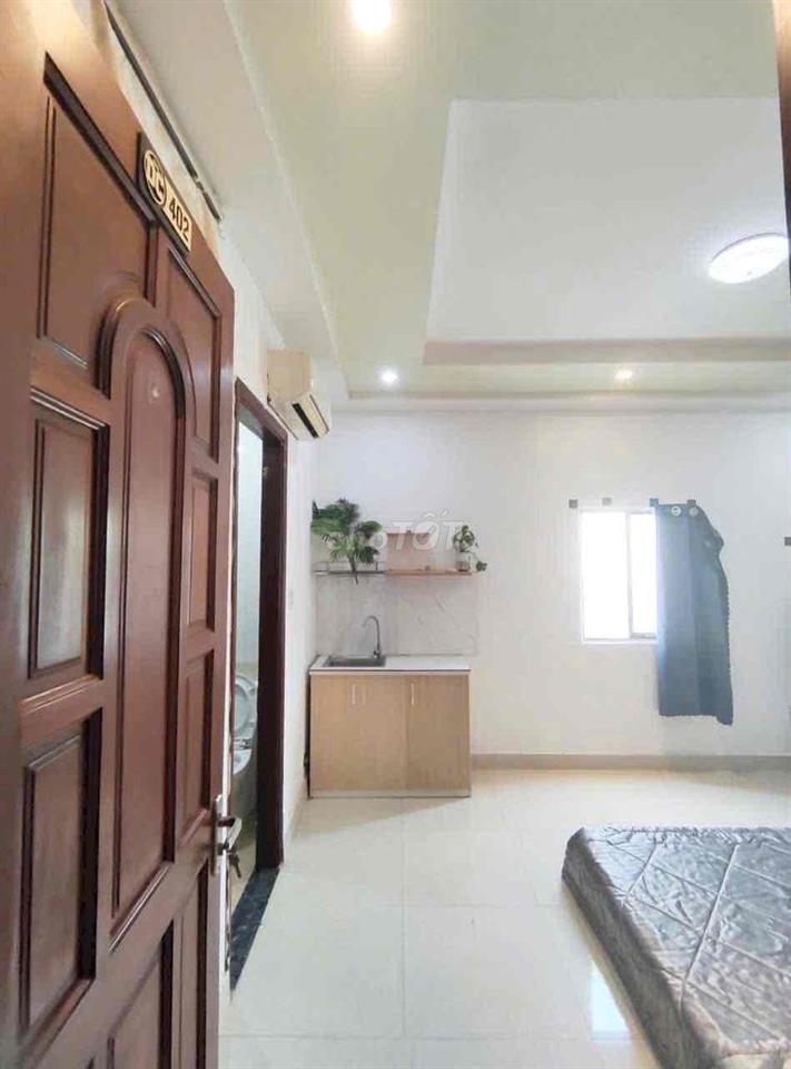 Căn Hộ 27m2 Full Nội Thất - Gần CV Hoàng Văn Thụ, Tân Bình
