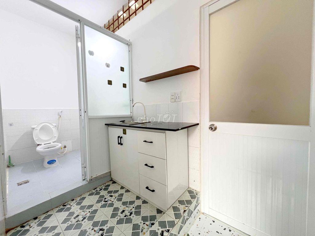 Căn Hộ 1 Phòng Phủ tách Bếp 25m2 , khu k300, Tân Bình