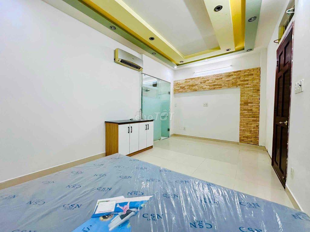 Còn 1 Phòng Mới  27m2 - Full Nội Thất , Sát Đại Học Kinh Tế , Quận 10