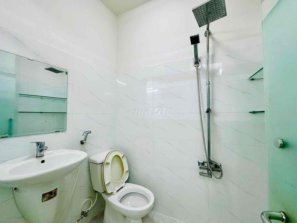 Còn 1 Phòng Mới  27m2 - Full Nội Thất , Sát Đại Học Kinh Tế , Quận 10
