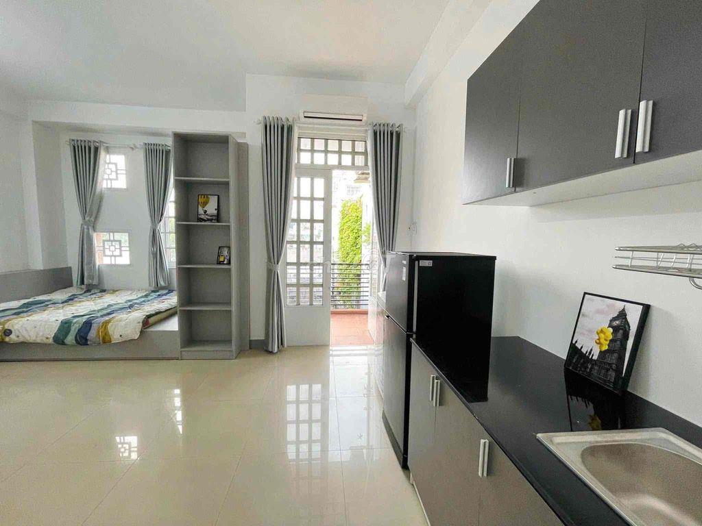 Căn Hộ 35m2 Full Nội Thất , Ban Công , Máy Giặt Riêng