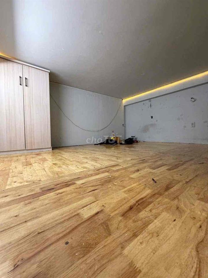 Măt Bằng KD 30m2 , Có Gác Ở Lại , MT Đường , Khu Dân Cư  Sầm Uất