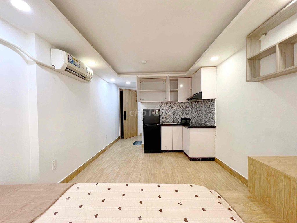 Căn Hộ 30m2 Full Nội Thất - Thang Máy, Quận Phú Nhuận