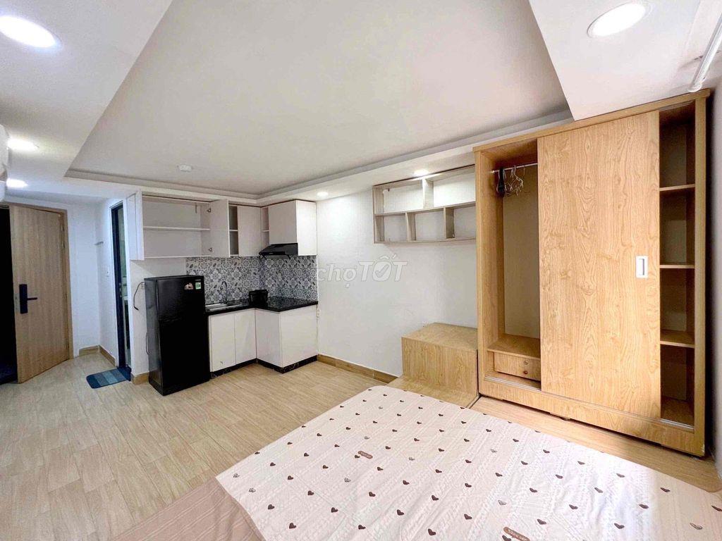 Căn Hộ 30m2 Full Nội Thất - Thang Máy, Quận Phú Nhuận