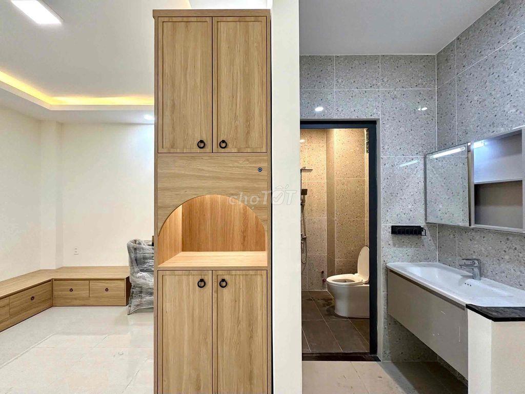 🧧CHDV THANG MÁY BANCOL TÁCH BẾP NGÃ TƯ PN - CV GIA ĐỊNH