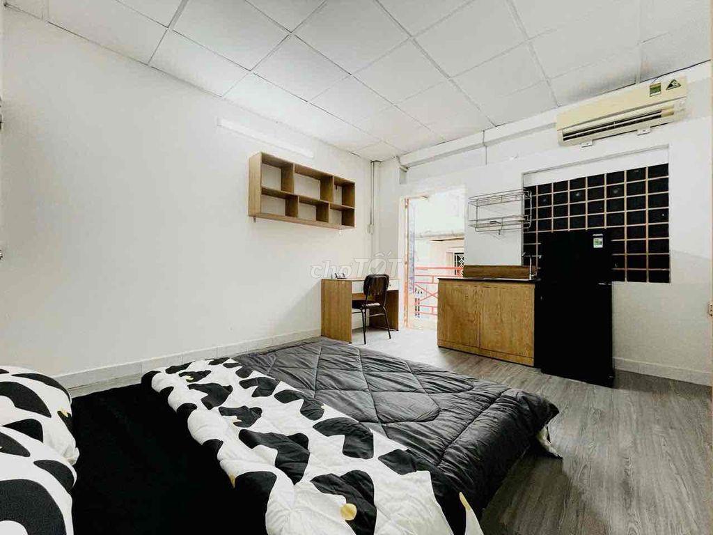 CHÍNH CHỦ SANG CHDV 4 PHÒNG FULL NỘI THẤT GẦN NGÃ TƯ PHÚ NHUẬN