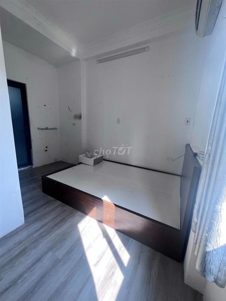 Căn hộ 2PN 2WC_Ban công, Full Nội Thất_View Trường Sa Phú Nhuận