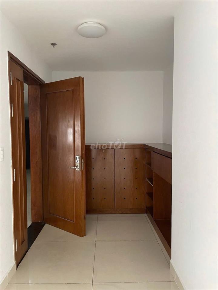 Chung cư Satra-Phan Đăng Lưu: 190m2, 3p ngủ rộng, 3wc giá 25tr/tháng